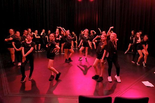 Year 7 Perform 'Legally Blonde'