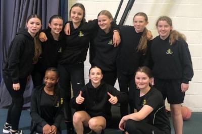 Year 8 Netballers Qualify for County Finals